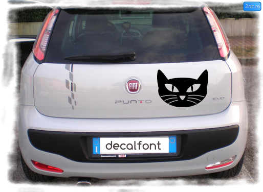 L'effetto dell'adesivo Faccia del gatto 2 su una Fiat Punto