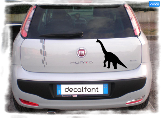 L'effetto dell'adesivo Dinosauro su una Fiat Punto
