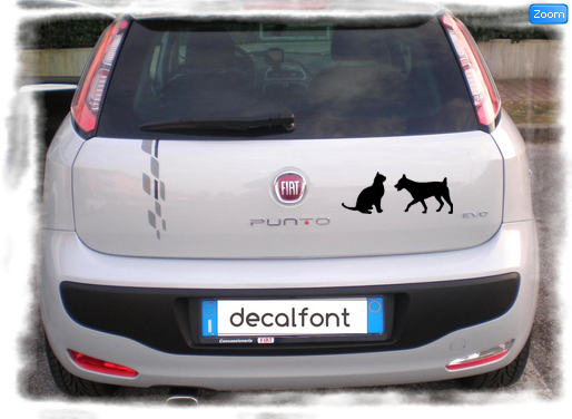 L'effetto dell'adesivo Cane-gatto su una Fiat Punto
